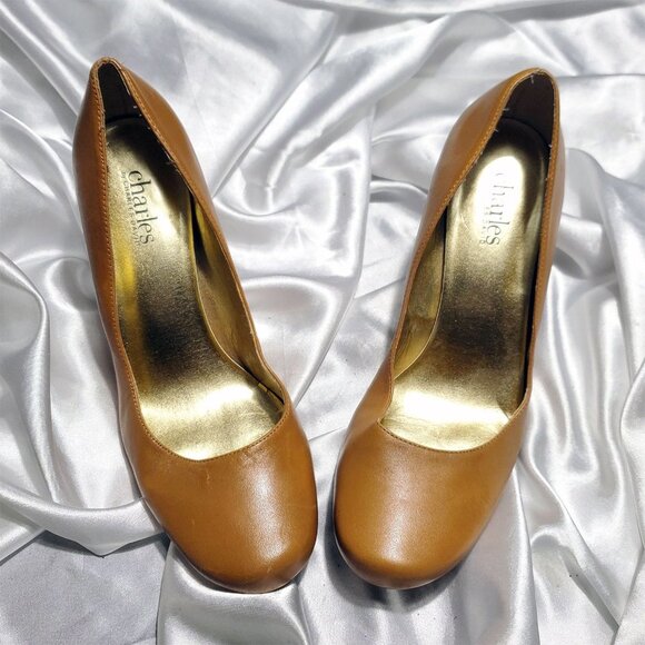 NEW CHARLES BY CHARLES DAVID mustard yellow tan round toe high heel pumps SZ  8 - Picture 2 of 5